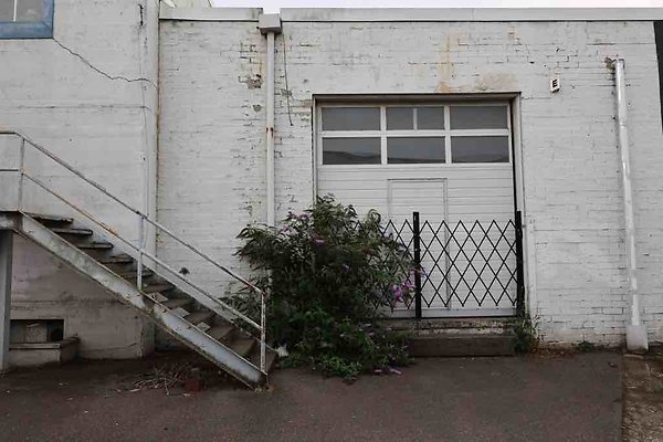 Industrial-Alley 27
