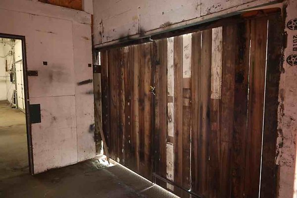 Industrial-Alley 156
