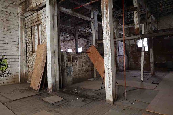 Industrial-Alley 271
