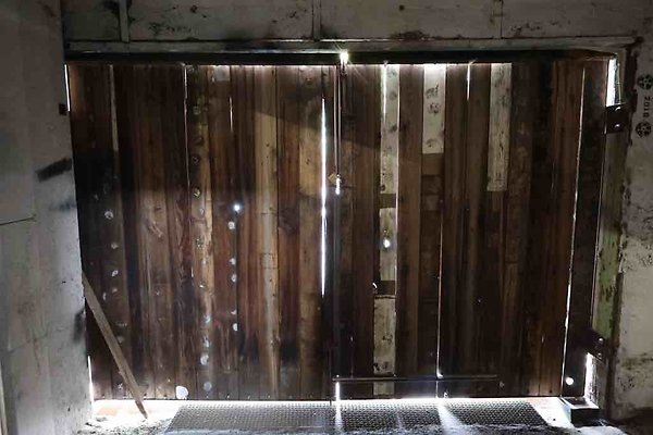 Industrial-Alley 159