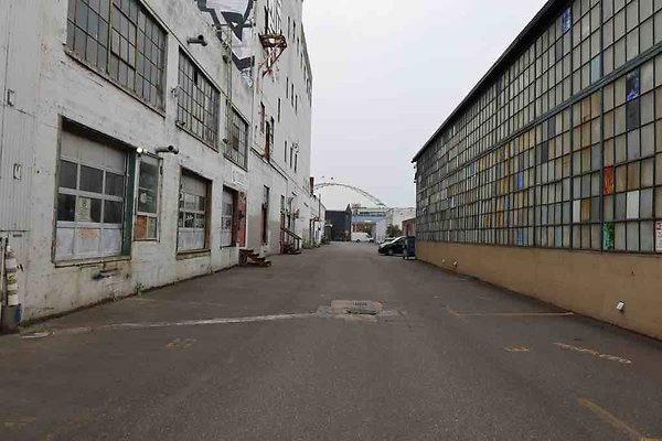 Industrial-Alley 189