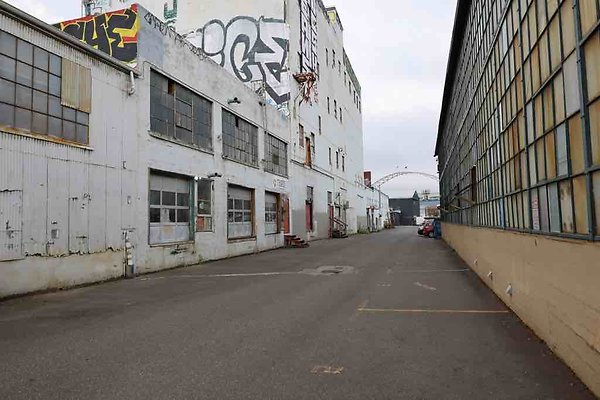 Industrial-Alley 6