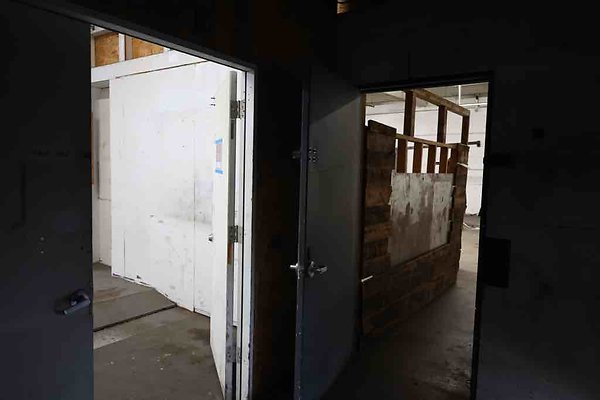 Industrial-Alley 158