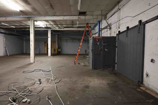Industrial-Alley 161