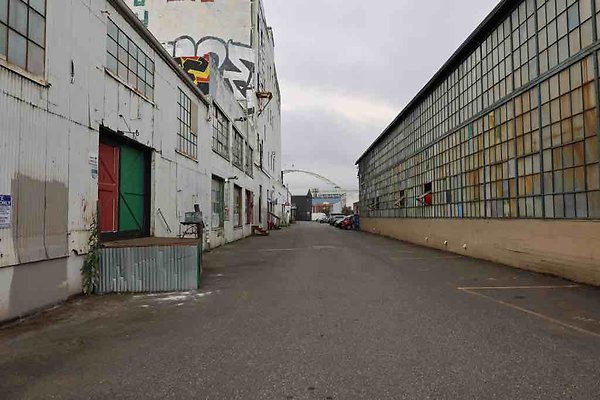 Industrial-Alley 5