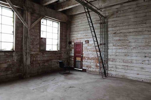 Industrial-Alley 248