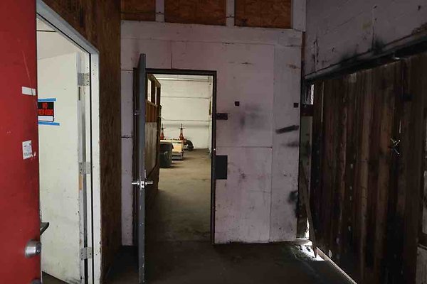 Industrial-Alley 157