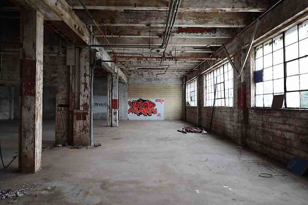 Industrial-Alley 250