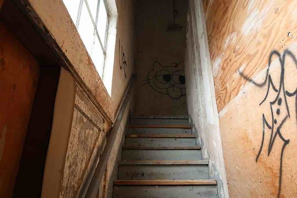 Industrial-Alley 207
