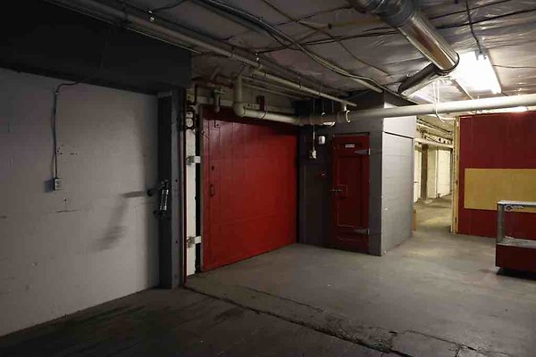 Industrial-Alley 137