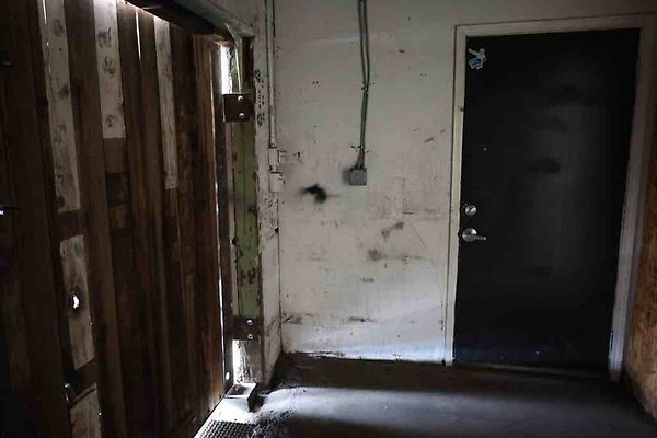 Industrial-Alley 165