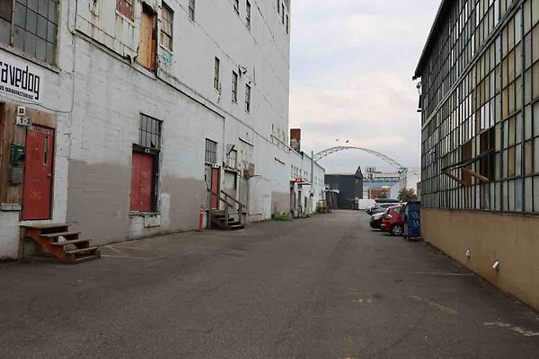 Industrial-Alley 38