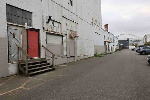 Industrial-Alley 15
