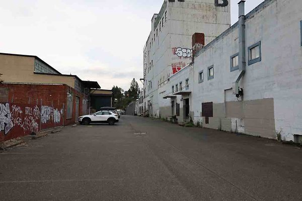 Industrial-Alley 31