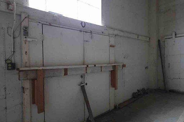 Industrial-Alley 204